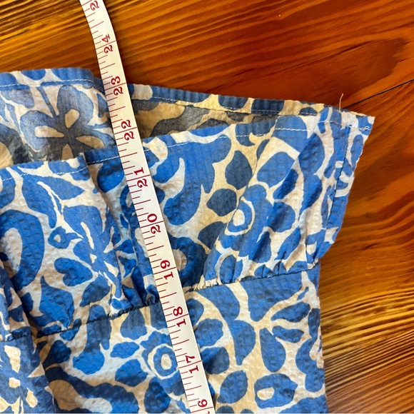 Blue and White Ruffle Hem Top Size Small - Picture 7 of 7